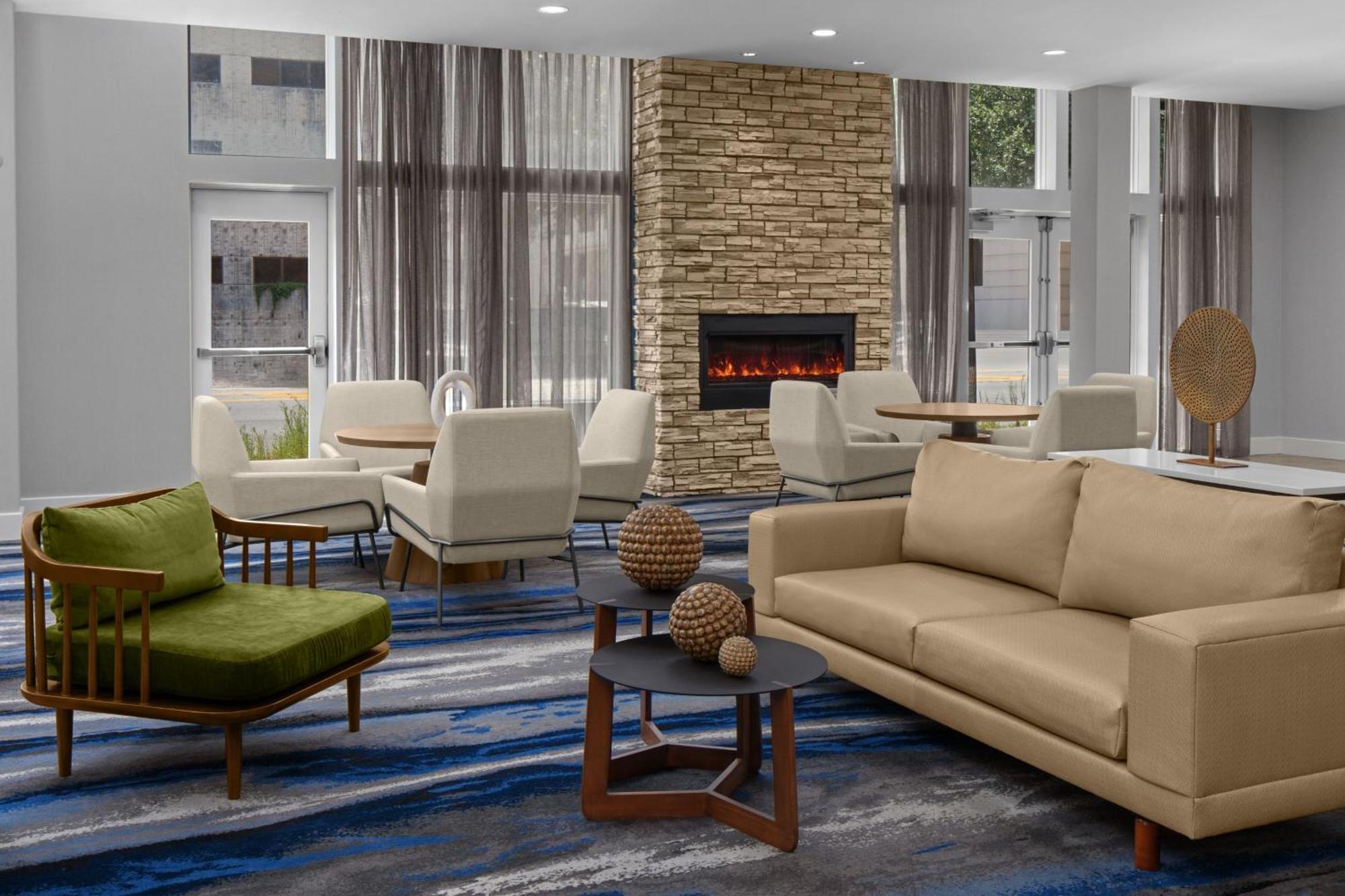 Fairfield Inn & Suites By Marriott Savannah Downtown Historic District Exterior foto