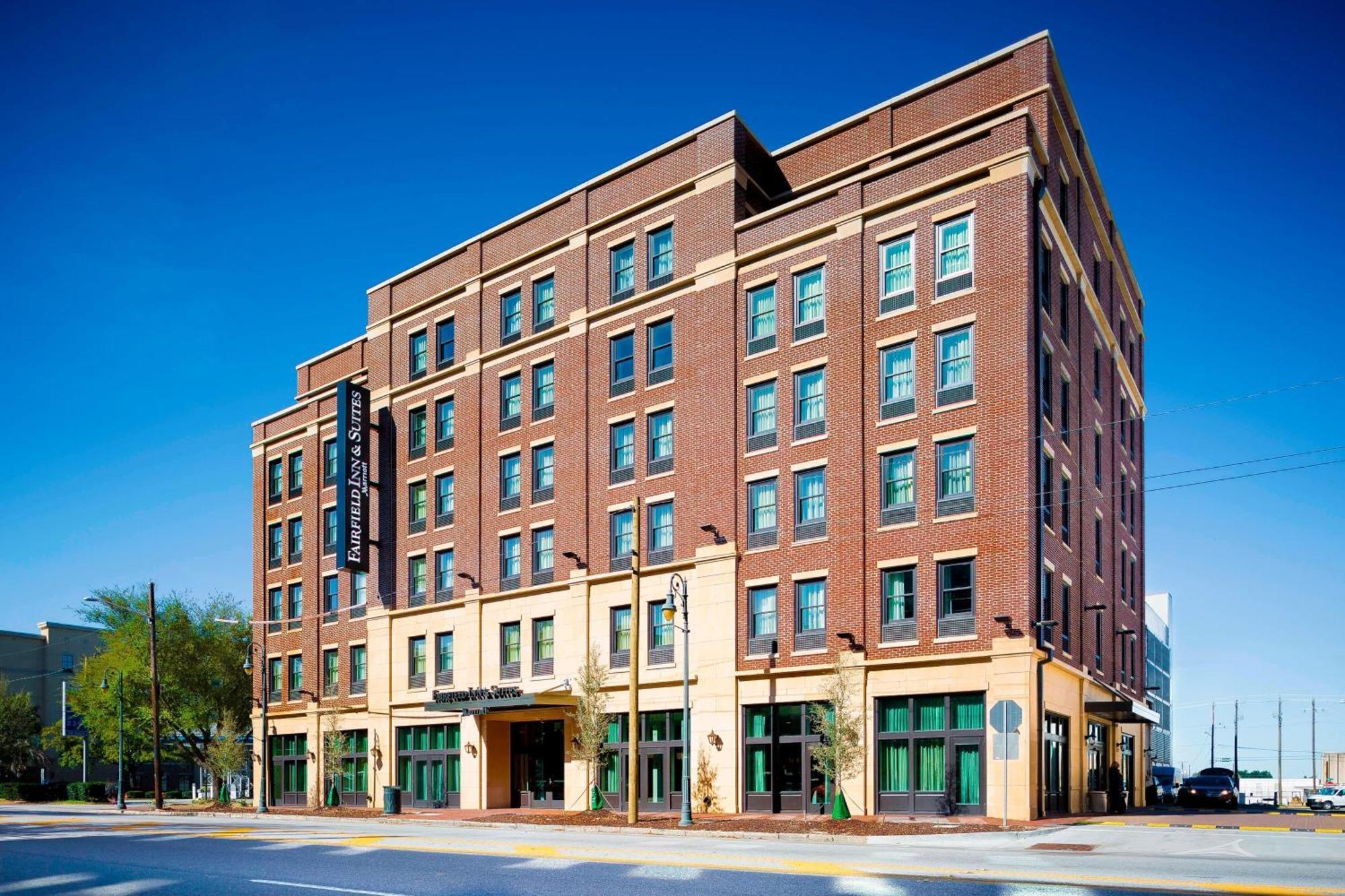 Fairfield Inn & Suites By Marriott Savannah Downtown Historic District Exterior foto